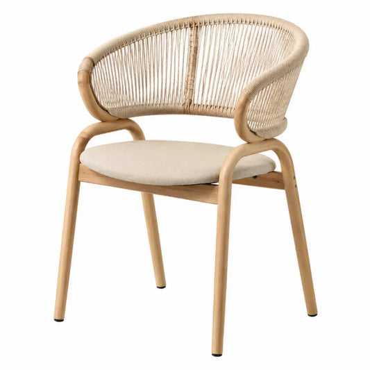 Silla de madera con respaldo de cuerda de yute